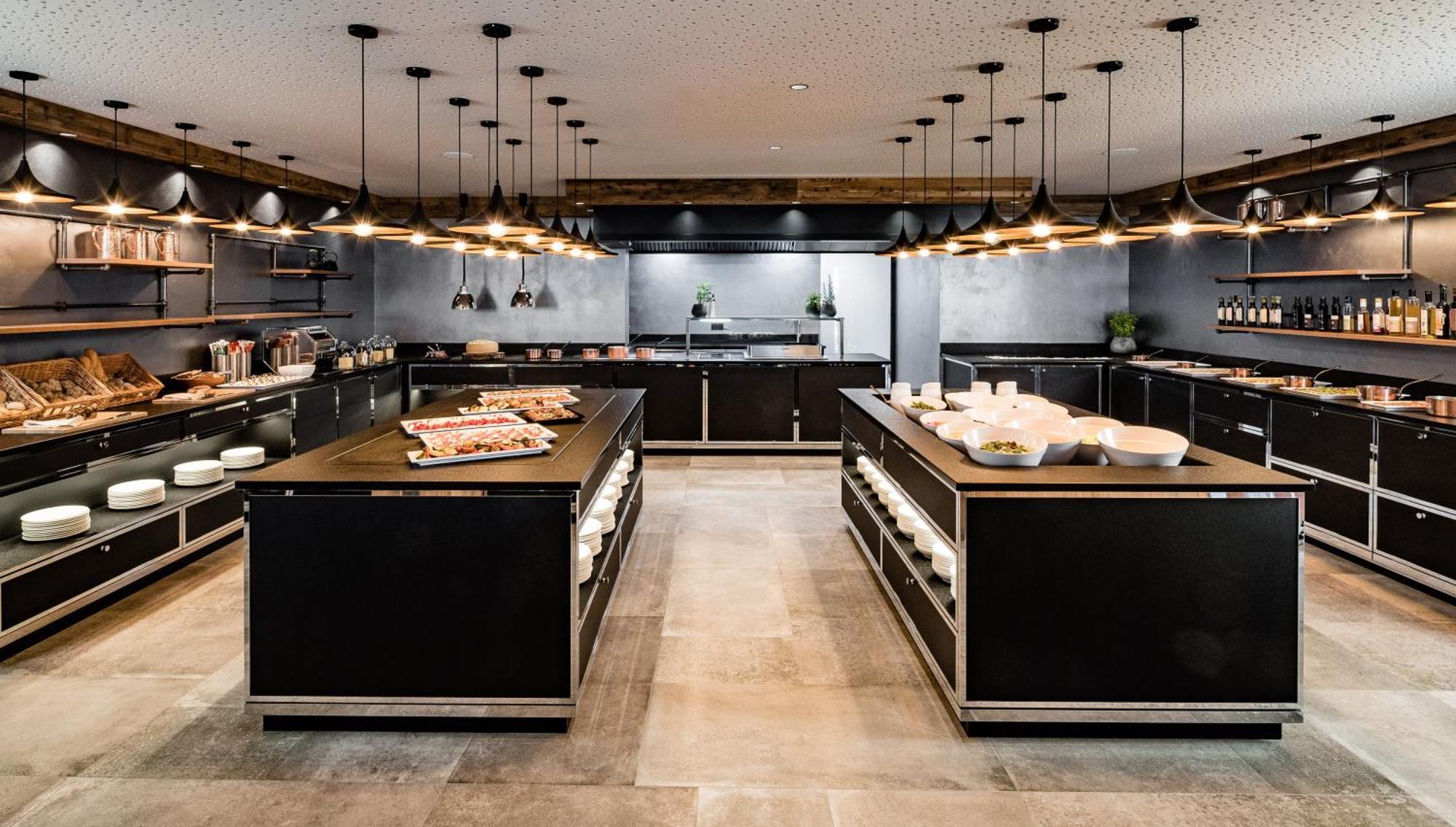 Sonnenberg Panorama Dolomites Wellbeing Hotel Маранца Екстериор снимка